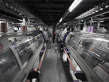 Strict quality control and finishing process for high-end cashmere sweaters